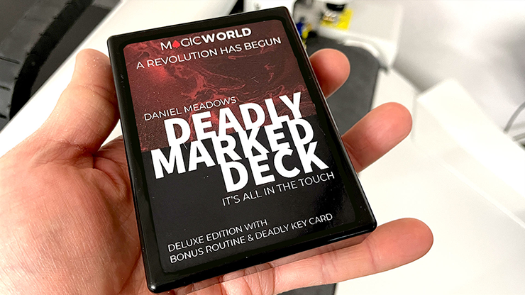 DEADLY MARKED DECK RED BICYCLE (Gimmicks and Online Instructions) by MagicWorld - Trick
